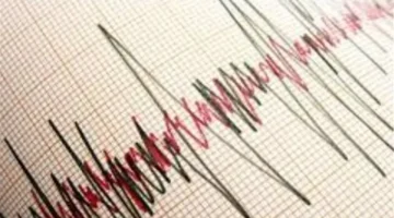 تطورات هزة أرضية فجر الجمعة 6 مارس: هل تأثرت السواحل المصرية؟